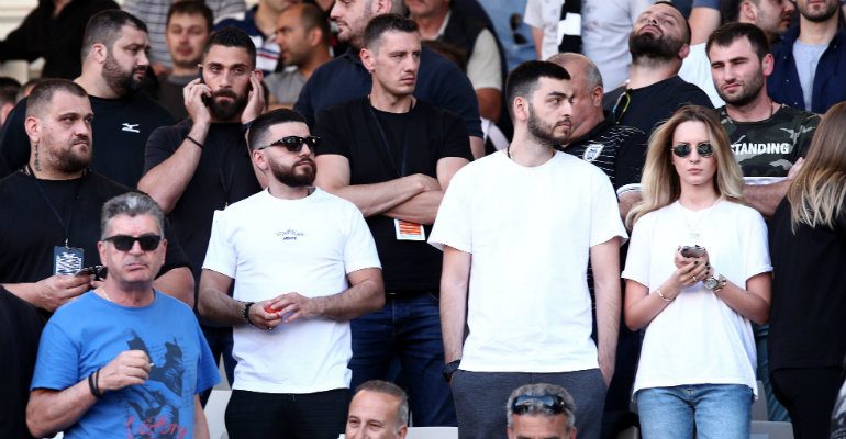 Ποιους trollάρει ο Γιώργος; (pic)