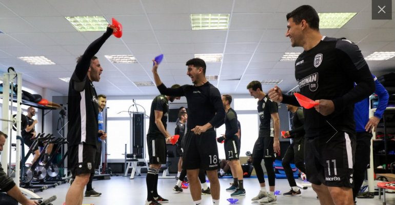 Πάρτι στο γυμναστήριο (video)