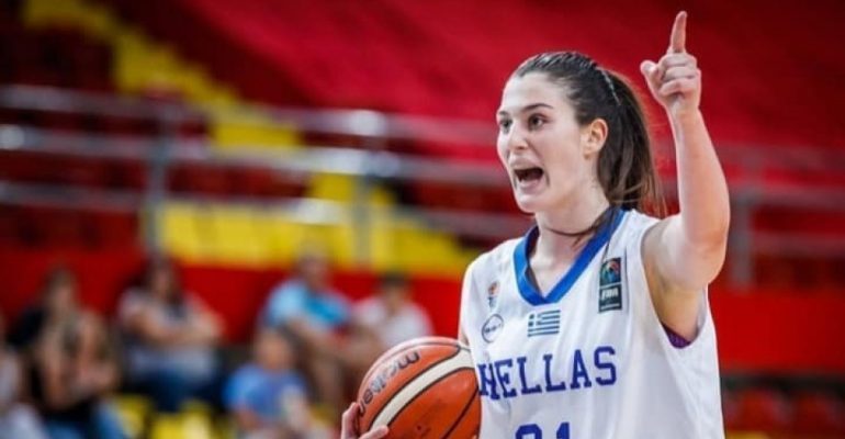 Στους «4» με οδηγό την Κριμίλη!