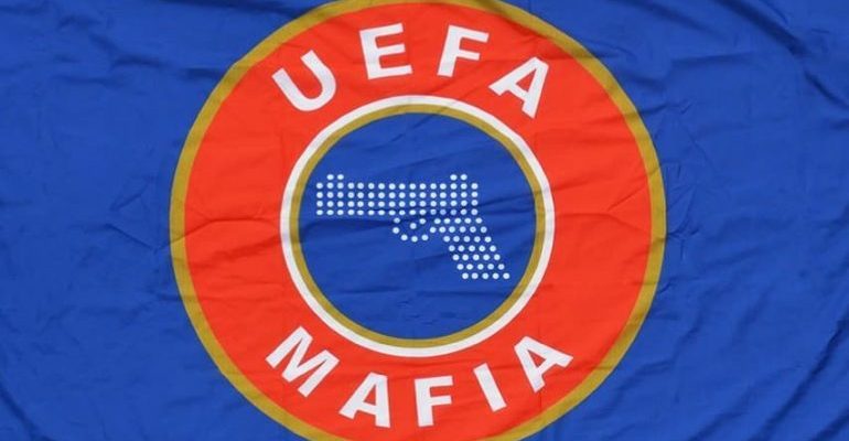 Χαμός με το #UEFAMAFIA!
