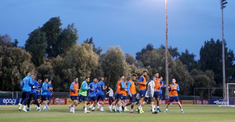 Μέσα ο Πασχαλάκης, εκτός ο Γιαννούλης