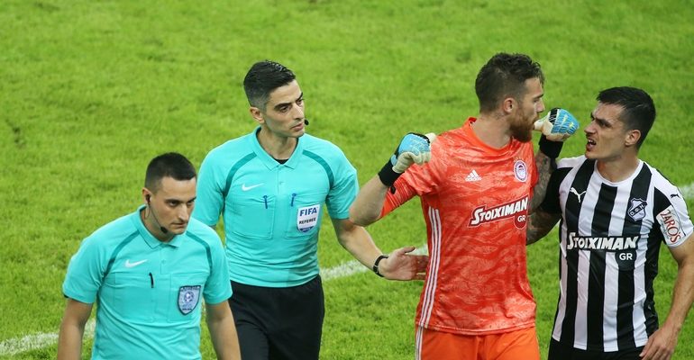 Φτάνει πια με το σπρώξιμο!