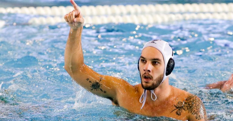 «Ασπρόμαυρο» κάλεσμα (video)