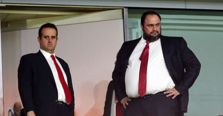 Μπλέκουν τον Ιβάν στον πόλεμο τους