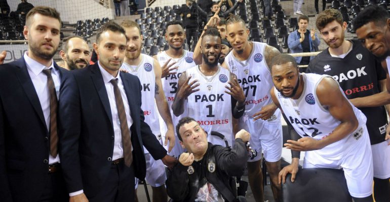 Πανηγύρισαν μαζί με τον Γιαννάκη