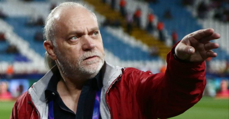 Ο Κουντούρης στους τραμπουκισμούς!