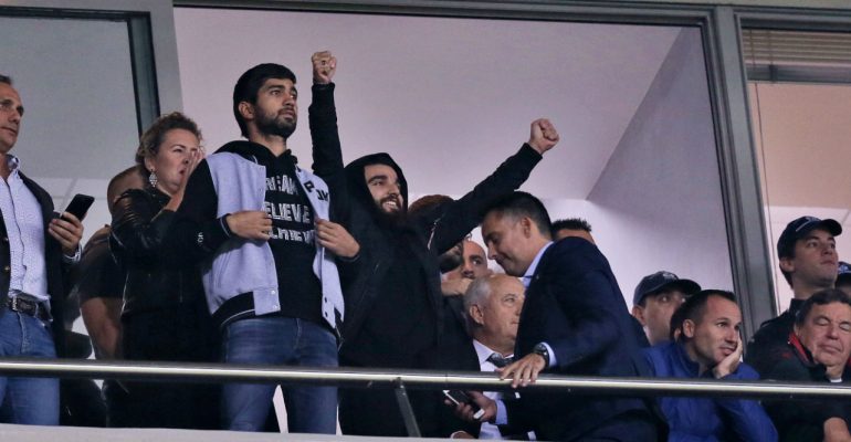 «Εξοχικό το Καραϊσκάκη» (pic)