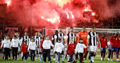 Τελικός Κυπέλλου σε old school γήπεδο; (pics+video)