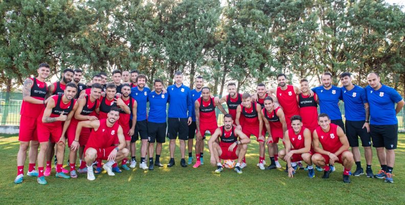 Βρήκε… γνωστούς ο Χατζηστραβός