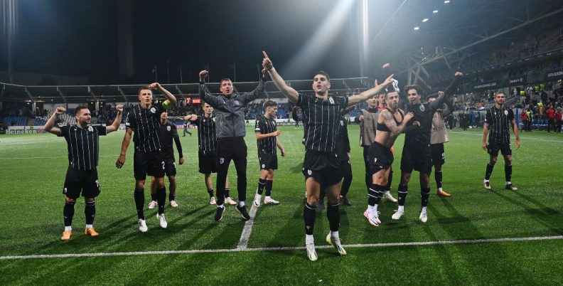 Διπλό με διπλό πρόσωπο